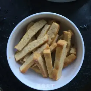 Make Vegetable soup with tofu step 1