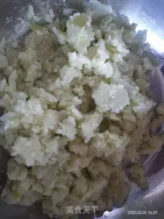 Make Spicy mashed potatoes step 2
