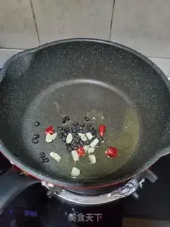 Make The fragrance cape step 3