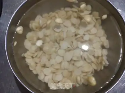 Make Almond tea step 0