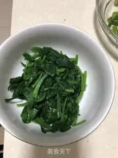 Make spinach omelet soup step 0