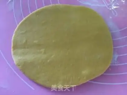 Make Pumpkin sour eggs box step 5