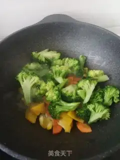 Make Garlic broccoli step 3