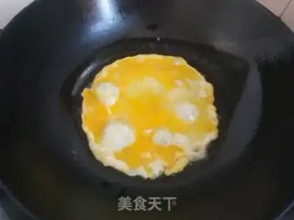 Make cucumber-mucked eggs step 5