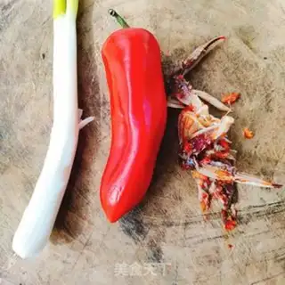 Make Spicy crab sauce step 0