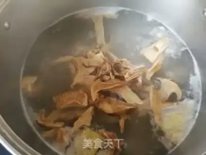 Make Puffy corn ribs soup step 8