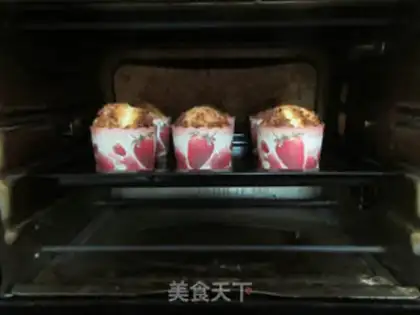 Make Cinnamon and cupcakes step 9
