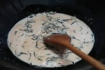Make Caramel milk tea step 6