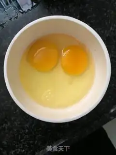 Make Sweet soup of ginger potatoes and eggs step 2
