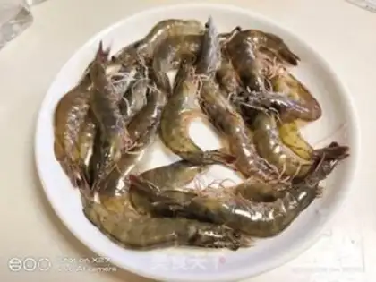 Make Garlic shrimp step 0
