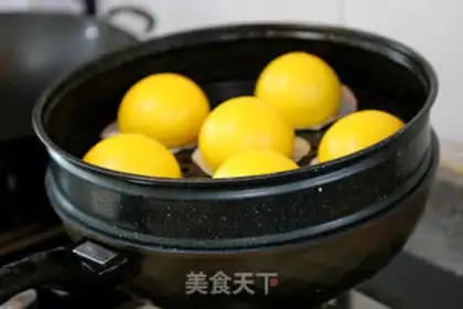 Make Pumpkin buns step 26