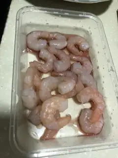 Make Shrimp skating broccoli step 0
