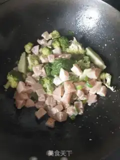 Make The broccoli chicken gravy step 6