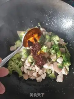 Make The broccoli chicken gravy step 8