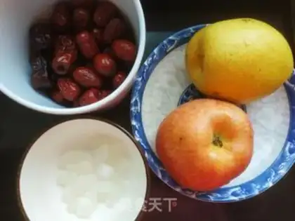 Make "Red dates, Sydney apple soup." step 0