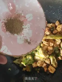 Make The broccoli chicken gravy step 9