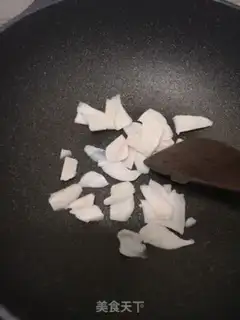 Make Onion noodles step 1