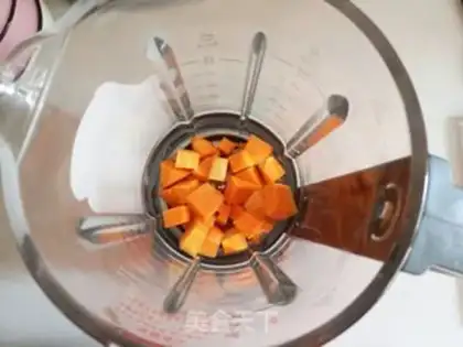 Make Milky pumpkin soup step 2