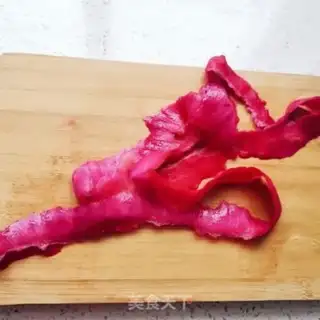 Make Flamingo yogurt cup step 3