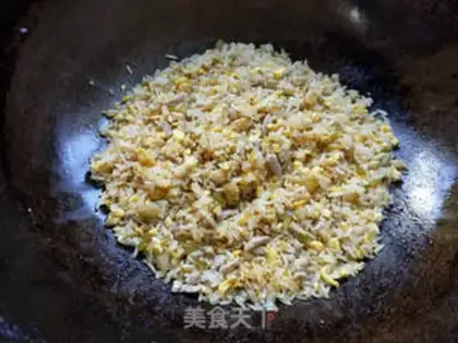 Make Squeeze the meat and eggs step 5
