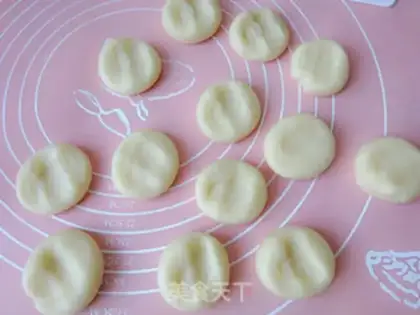 Make Fry horns step 6