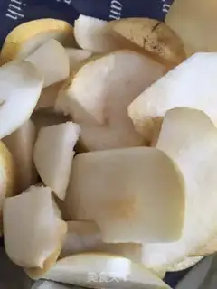 Make Pear soup step 1