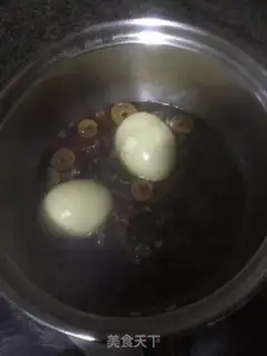 Make Eggs are soup step 1