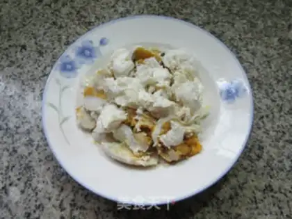 Make A duck egg and shrimp step 1