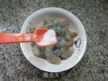 Make A duck egg and shrimp step 3