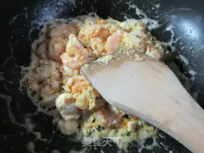 Make A duck egg and shrimp step 6