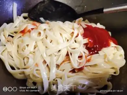Make Onion Italy. Noodles step 2