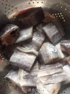 Make Red-fried fish step 0