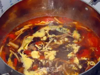 Make Tea, mushroom, tomato egg soup step 6
