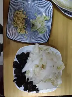 Make Jealousy cabbage step 1