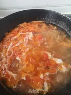 Make Quick-ass tomato omelet soup step 4