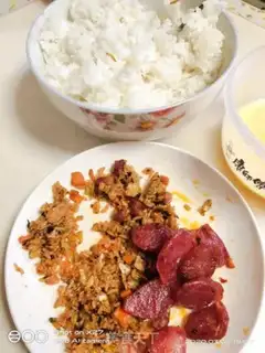 Make Egg sausage fried rice step 0