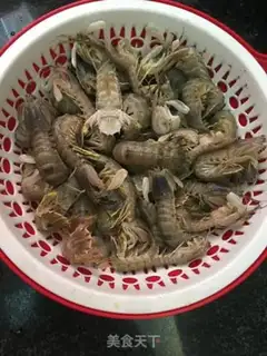 Make Pretzels latched shrimp step 0