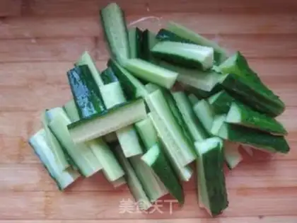 Make Spicy cucumber bars step 0