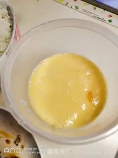 Make Egg sausage fried rice step 1