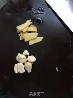 Make Pretzels latched shrimp step 1