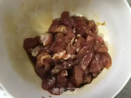 Make Pippies with fried meat step 0