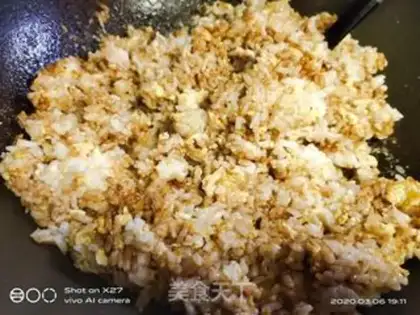 Make Egg sausage fried rice step 6