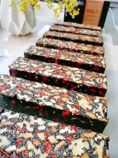 Make Handmade glue cake step 10