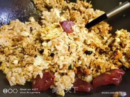 Make Egg sausage fried rice step 8