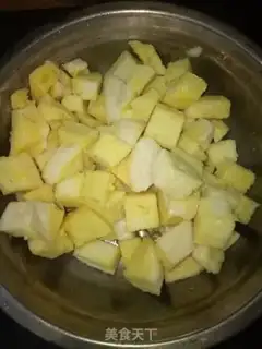 Make Eggs and buns step 0