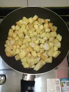 Make Eggs and buns step 2