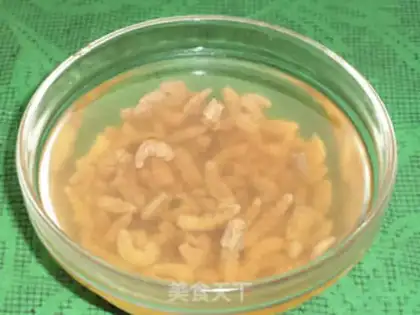 Make A seametrium fan soup step 0