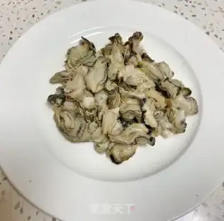 Make Pelican fried eggs step 1