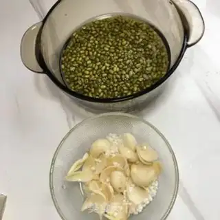 Make Green Bean lily soup step 0