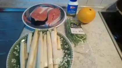 Make Orange blubber salmon step 0